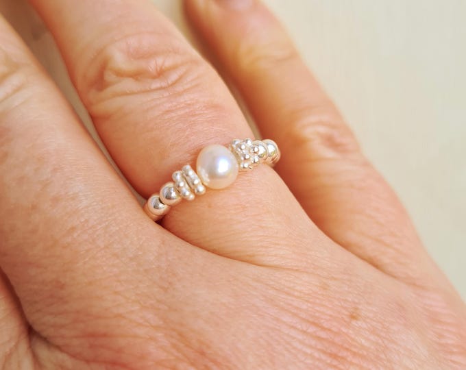 Freshwater Pearl stretch ring Sterling Silver or 14K Gold Fill - June BIRTHSTONE jewellery gift for mum her girl