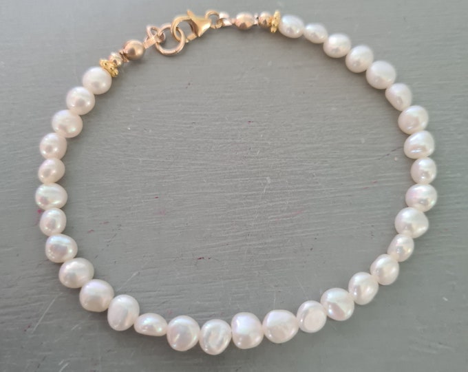 Tiny Freshwater Pearl Bracelet 14K Gold Fill / Sterling Silver small white Baroque pearl Bracelet stacking real Baroque pearl jewellery gift