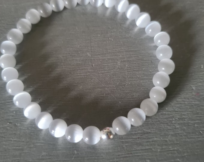 Tiny wrist 6" White Cat's Eye stretch bracelet Sterling Silver or Gold Fill 6mm white beaded bracelet Fibre Optic jewellery gift for girl