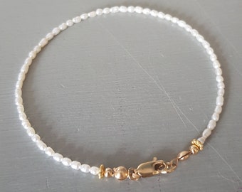 Tiny Freshwater seed Pearl Bracelet 14K Gold Fill  - June Birthstone jewellery bracelet- real Pearl jewellery gift