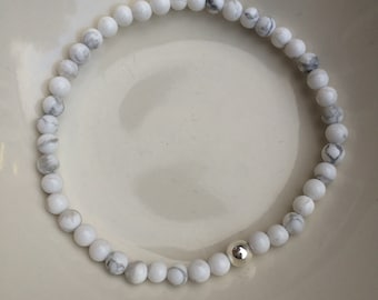 WHITE HOWLITE gemstone bead stretch Bracelet with Sterling Silver or 14K Gold Fill bead, white Jewellery, Howlite jewelry gift for her / him