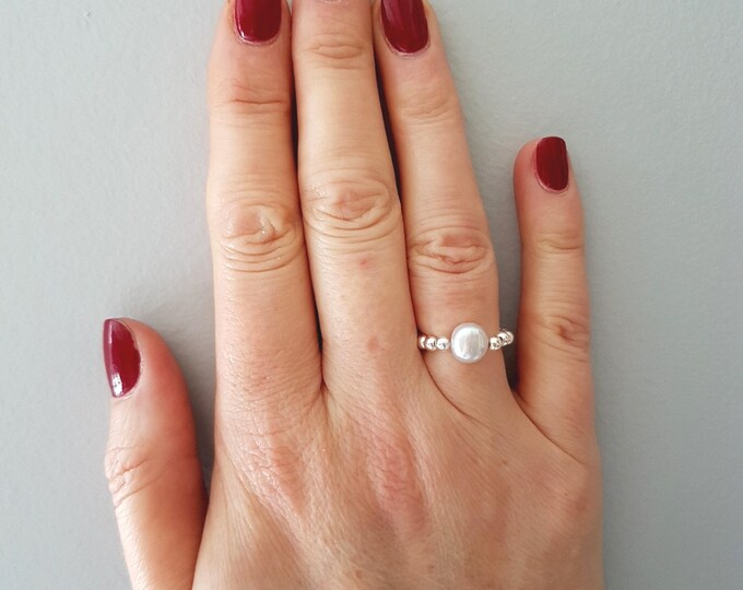 Grey Baroque Freshwater Pearl Sterling Silver stretch ring beaded stacking pearl ring large gray Pearl ring jewelry gray pearl jewellery