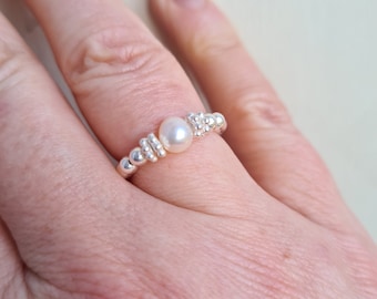 Freshwater Pearl Sterling Silver stretch ring- June BIRTHSTONE jewelry