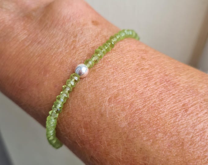 PERIDOT Stretch Bracelet Sterling Silver or Gold Fill tiny 3mm green gemstone bead bracelet healing jewellery 16th wedding anniversary gift