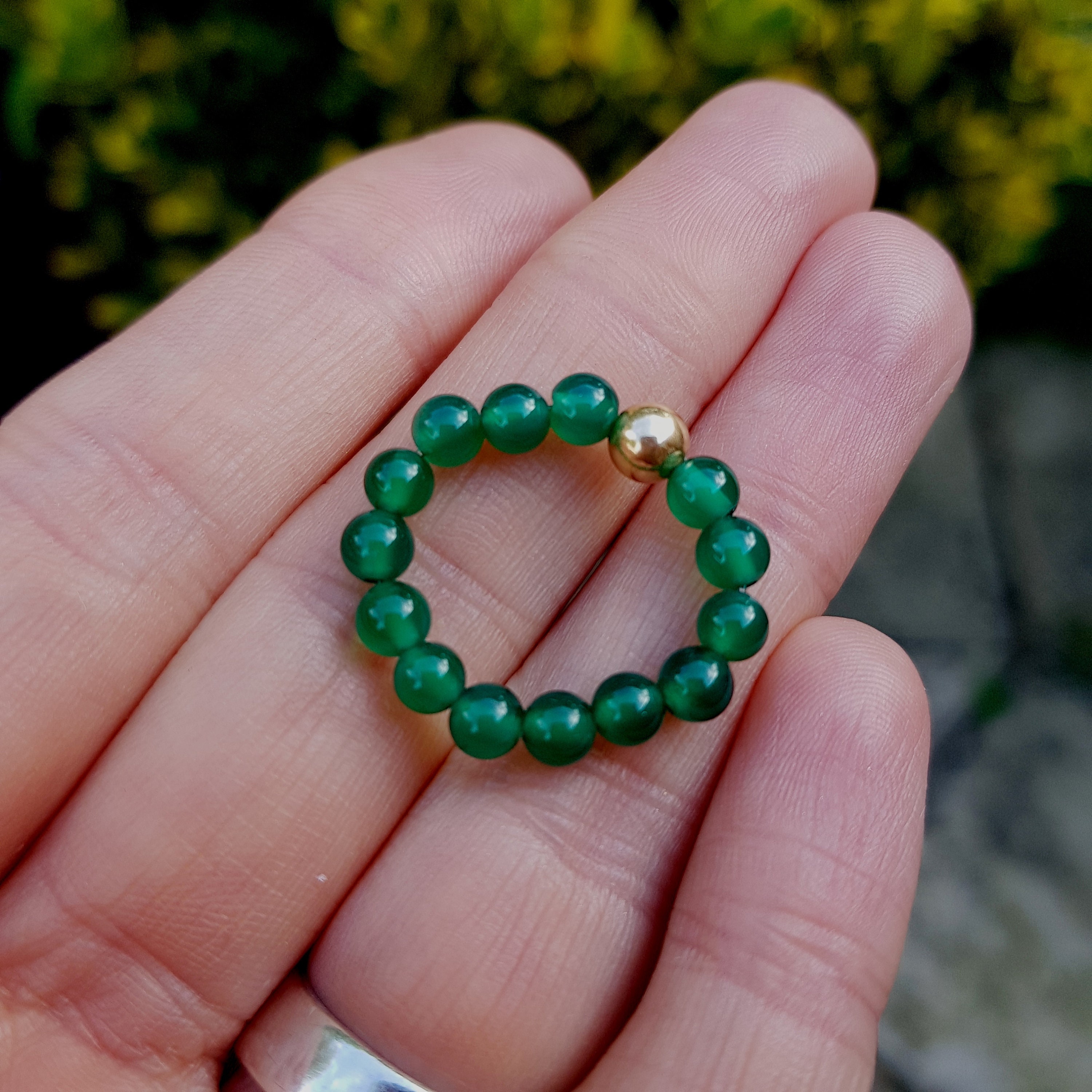 Emerald Meaning: Healing Properties, Uses, & Benefits