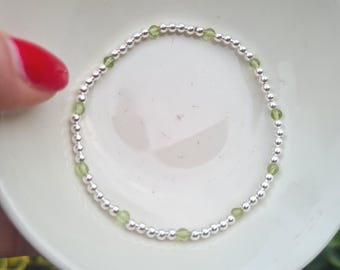 Tiny PERIDOT stretch bracelet Sterling Silver / 14K Gold Fill 3mm green real Peridot gemstone bead bracelet August Birthstone jewellery gift