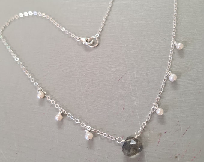 Sterling Silver tiny Labradorite necklace choker grey Labradorite necklace with real Freshwater seed pearls dainty jewellery gift for her