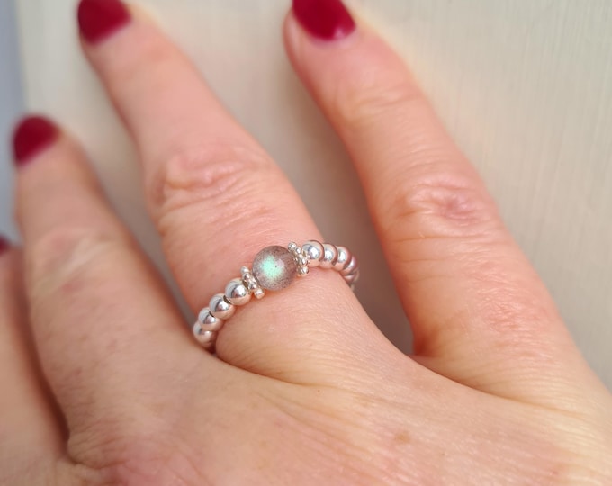 STERLING SILVER LABRADORITE stretch ring or Gold beaded grey gemstone bead ring Boho stacking ring Labradorite jewellery chakra yoga gift