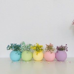 Home Table Décor. Party centerpiece vases. Unicorn pastel colors. Round ceramic vases. 3" x 3 1/2"