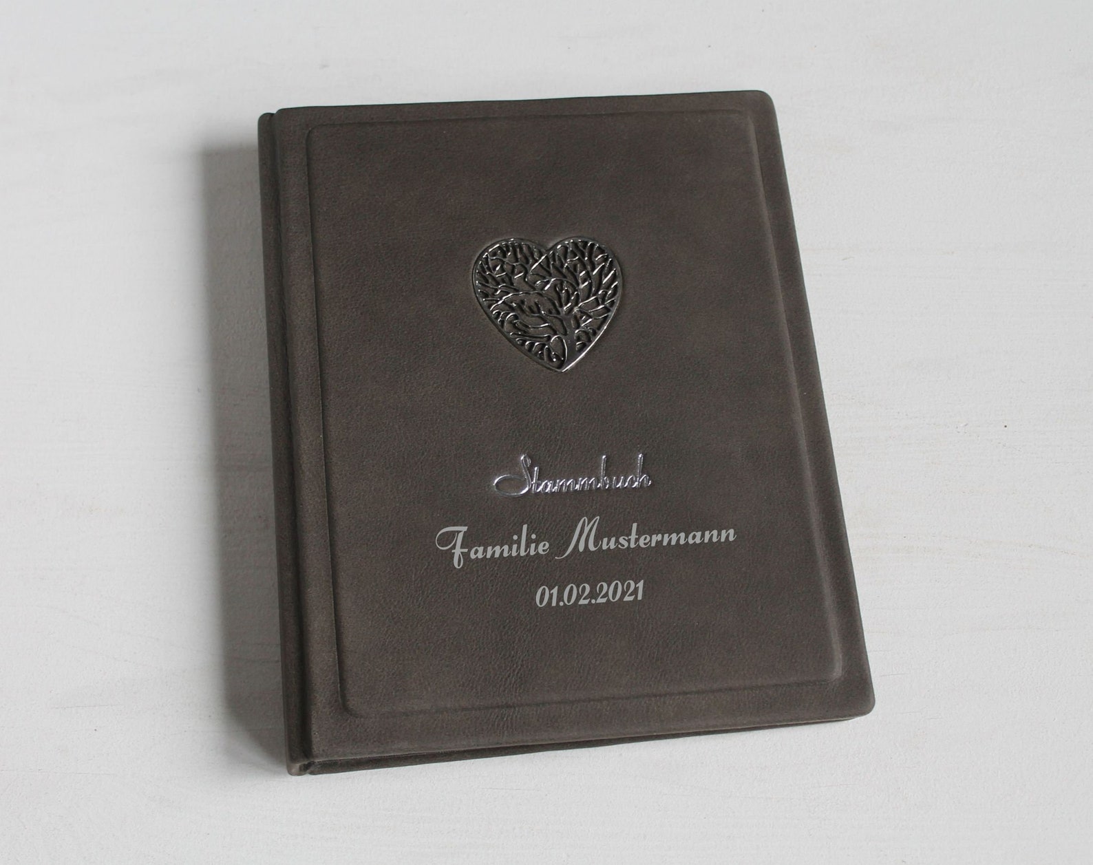 Stammbuch DIN A5 LEBENSBAUM-HERZ aus grauem Nappaleder | Etsy
