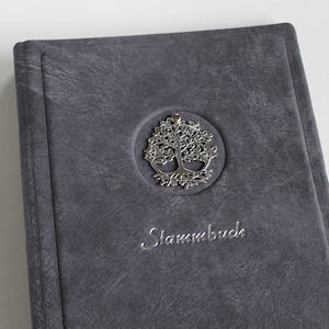Stammbuch DIN A5 LEBENSBAUM aus anthrazit grauem Büffelleder mit 4 Ringmechanik und Klarsichthüllen