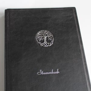 Stammbuch DIN A4 LEBENSBAUM aus schwarzem Nappaleder mit 4 Ringmechanik und Klarsichthüllen