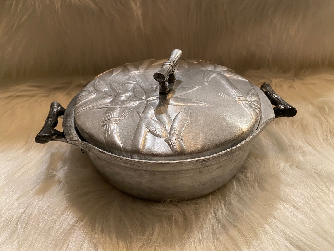 Everlast Hammered Aluminum Bamboo Serving Vintage Dish Etsy