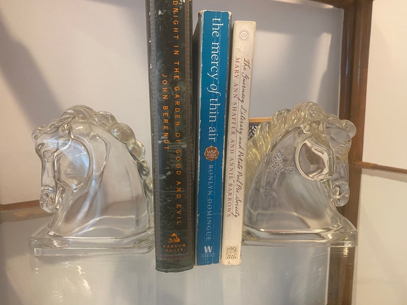 Clear Glass Stallion Horse Head Bookends - Lovely Vintage Librar Clear Glass Stallion Horse Head Bookends - Lovely Vintage Librar