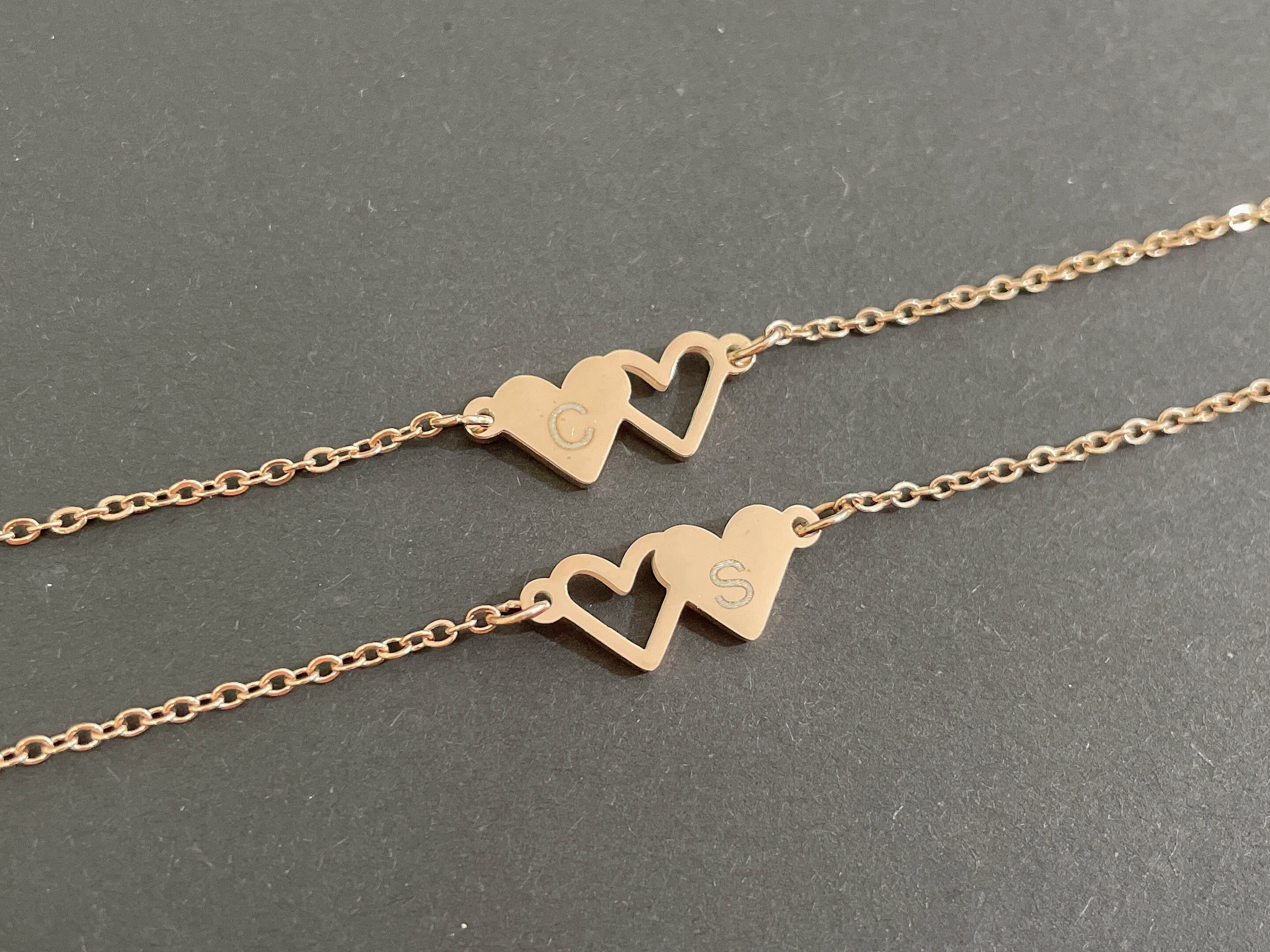 THE KING HIS QUEEN Best Friend Necklace for 2,BFF Necklace Forever Half  Heart Pendant Necklaces Friendship Necklace for Girls Boys Graduation Gifts  (Pink+Blue) : : Clothing, Shoes & Accessories