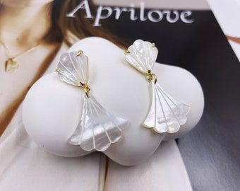 Pearl Drop Bridal Earrings,Fan Shaped Earrings,Wedding Earrings