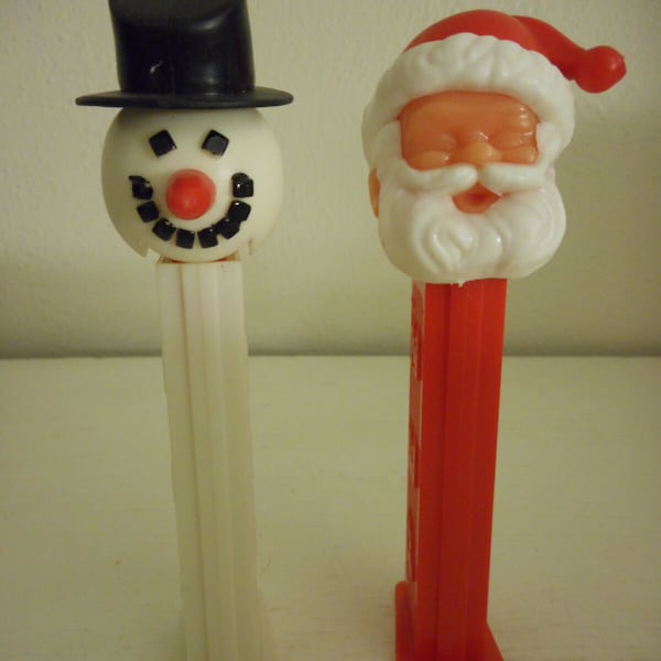 Vintage Santa and Snowman Pez with feet Yugoslavia (1971-1992)