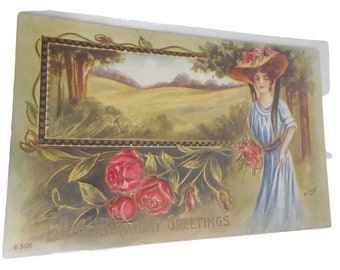 Cartolina d'epoca donna anni 1900 auguri di compleanno floreale bella signora in rilievo