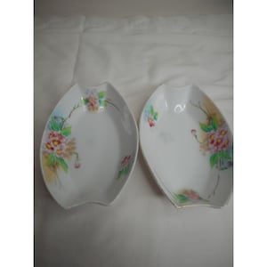 2 Vintage Meito China decorative Dishes Pink Floral Handpainted Trinket Nut Candy