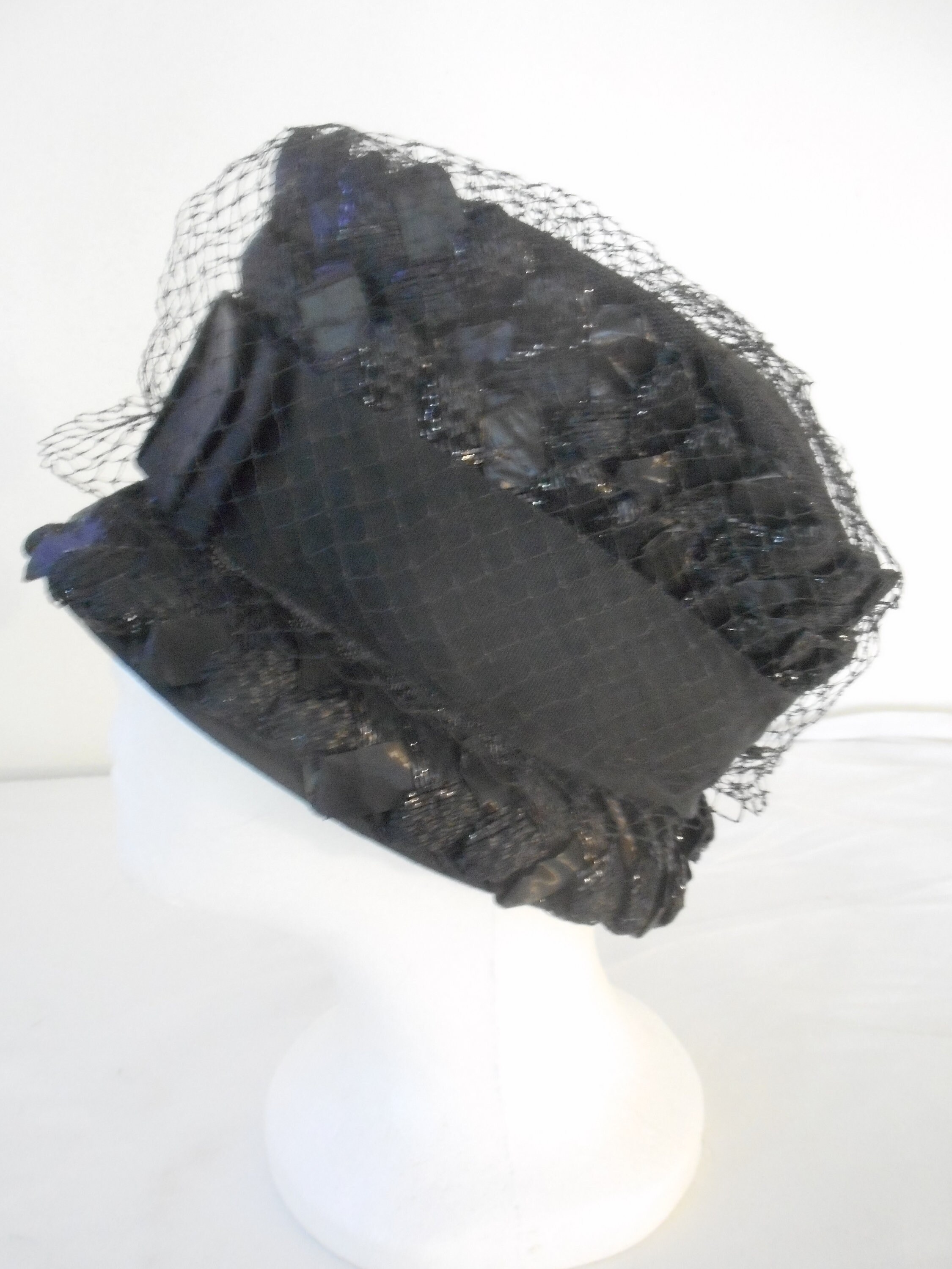 Vintage Women\'s Bucket Straw Hat Black with Netting Union Made in USA Vintage Union Made Women main image 4