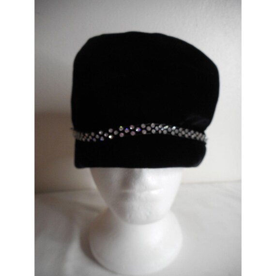 Vintage Black Cossack hat with crystals and bow - image 7