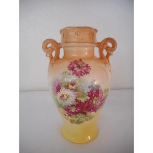Vintage Austria 6.5&quot; tall floral Yellow Orange Vase Chrysanthemum Gold Trim