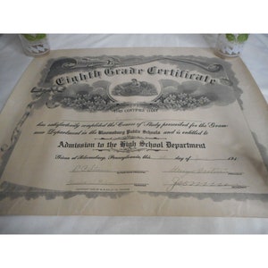 Antikes 8 achtes Grad-Zertifikat-Abschluss-Kase ungerahmt 1911 Bloomsburg PA