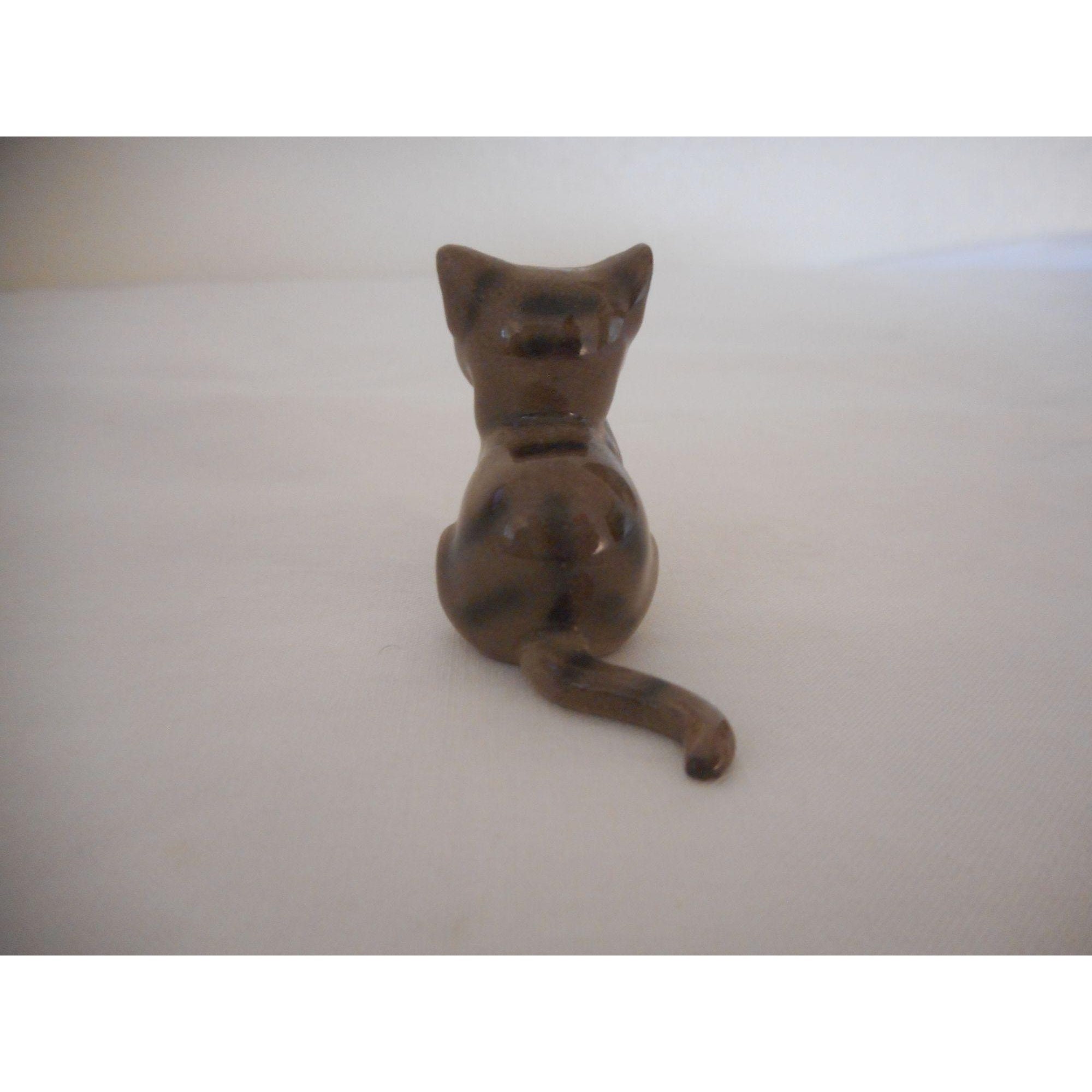 striped gray tabby cat figurine striped gray tabby cat figurine