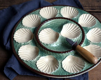 Large Oyster Plate Serving Platter Dish Scallop Shell Vintage French Green & White Majolica Basket Weave