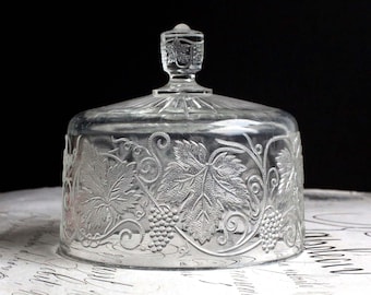 Vintage französische Käseglocke aus gepresstem Glas, Speiseglocke
