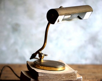 Lampe de petit banquier français vintage en laiton, lampe de bureau d'avocat, lampe de travail, Table de lecture