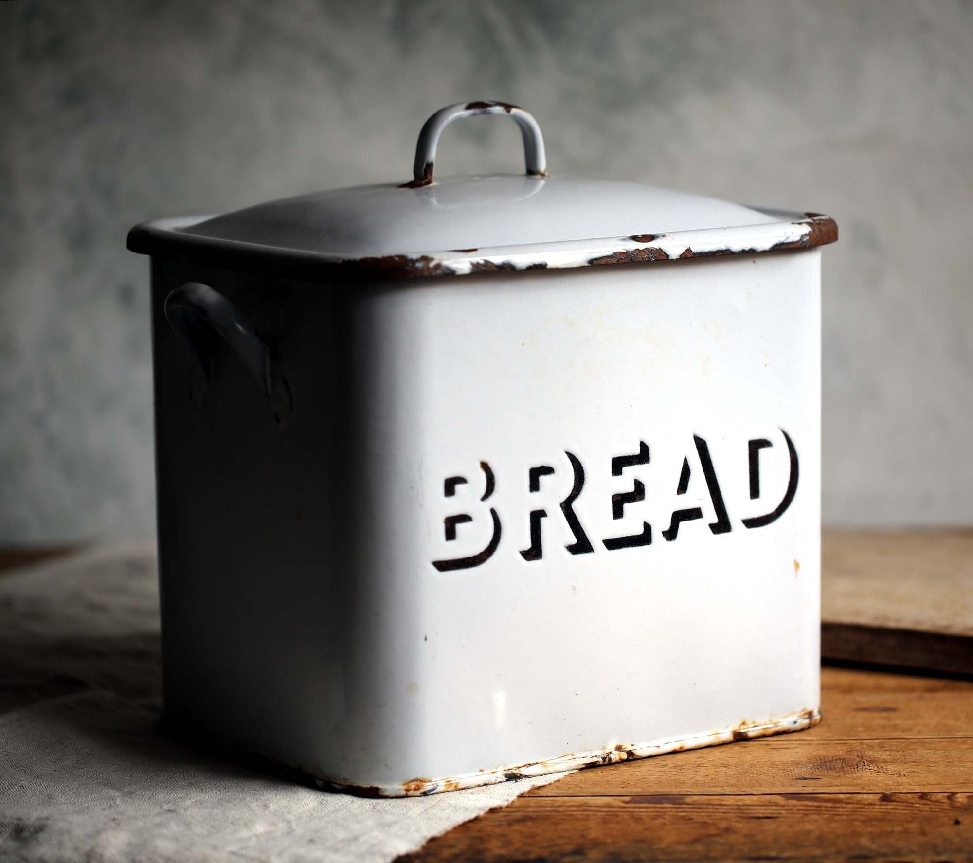 Bac à Pain en Émail Blanc Authentique Anglais Vintage Enamelware Bread Storage Box