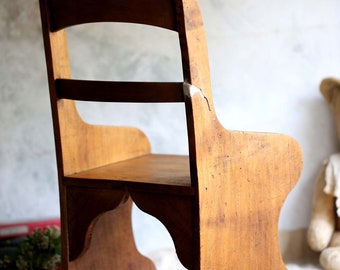 ANCIENNE PETITE CHAISE ALSACIENNE d'ENFANT décor floral cœur - mobiler