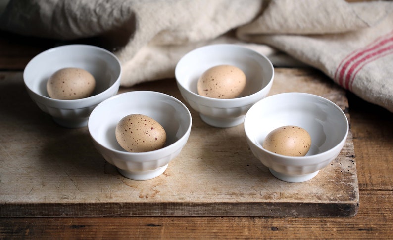 Set of 4 Vintage White Cafe au Lait Bowls French Faceted Porcelain Bowls zdjęcie 7