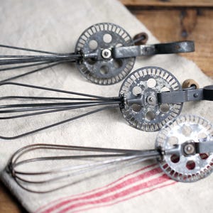3 Kitchen Whisks Vintage Manual Hand Balloon Rotary Wire Mixers Egg Beaters