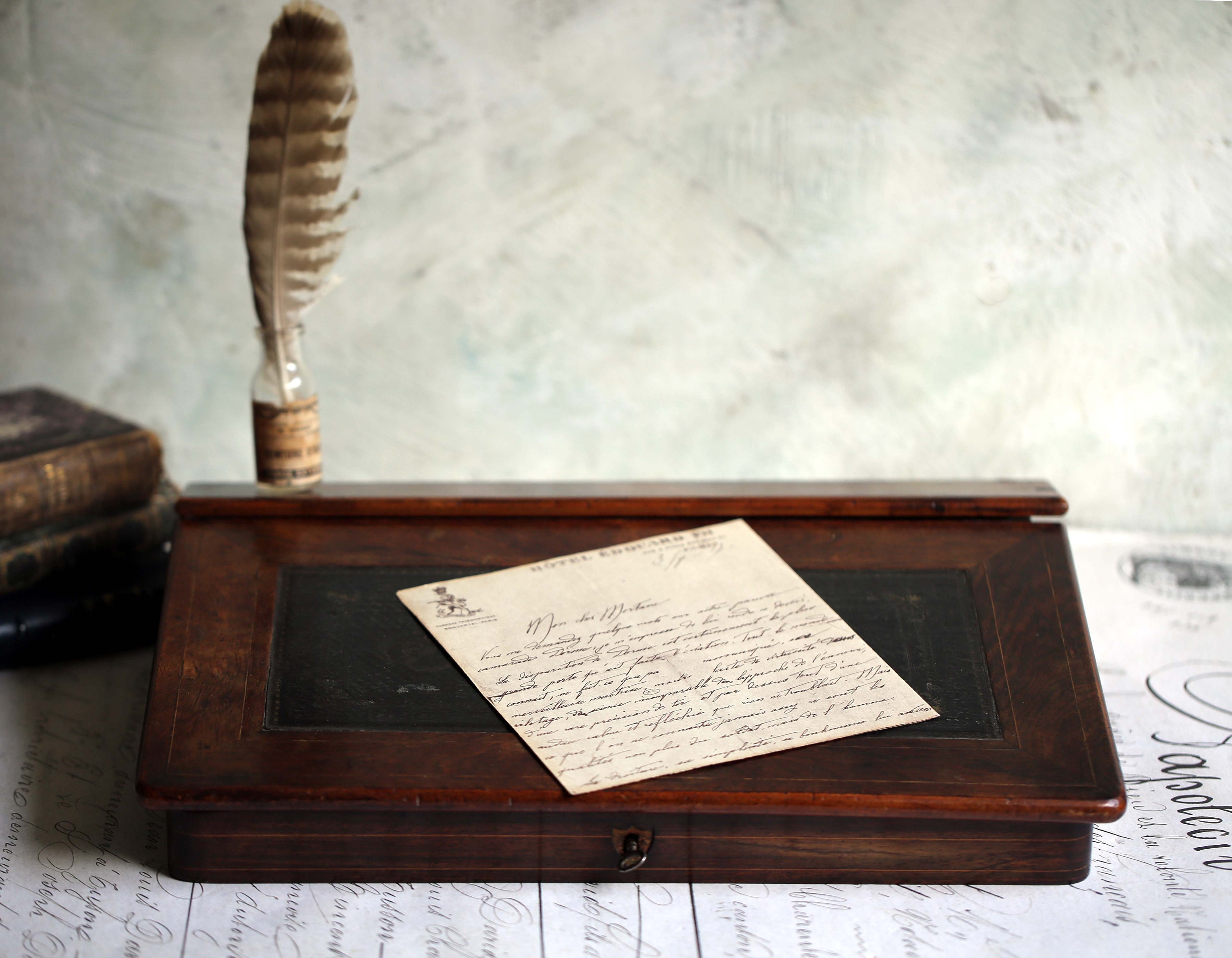 bureau antique, france, dessus en cuir, boîte de rangement bureau voyage, napoléon iii