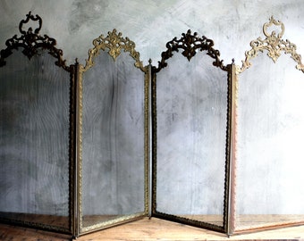 Large Antique French Bronze Firescreen Folding Rococo Style Mesh Fire Guard Firewall