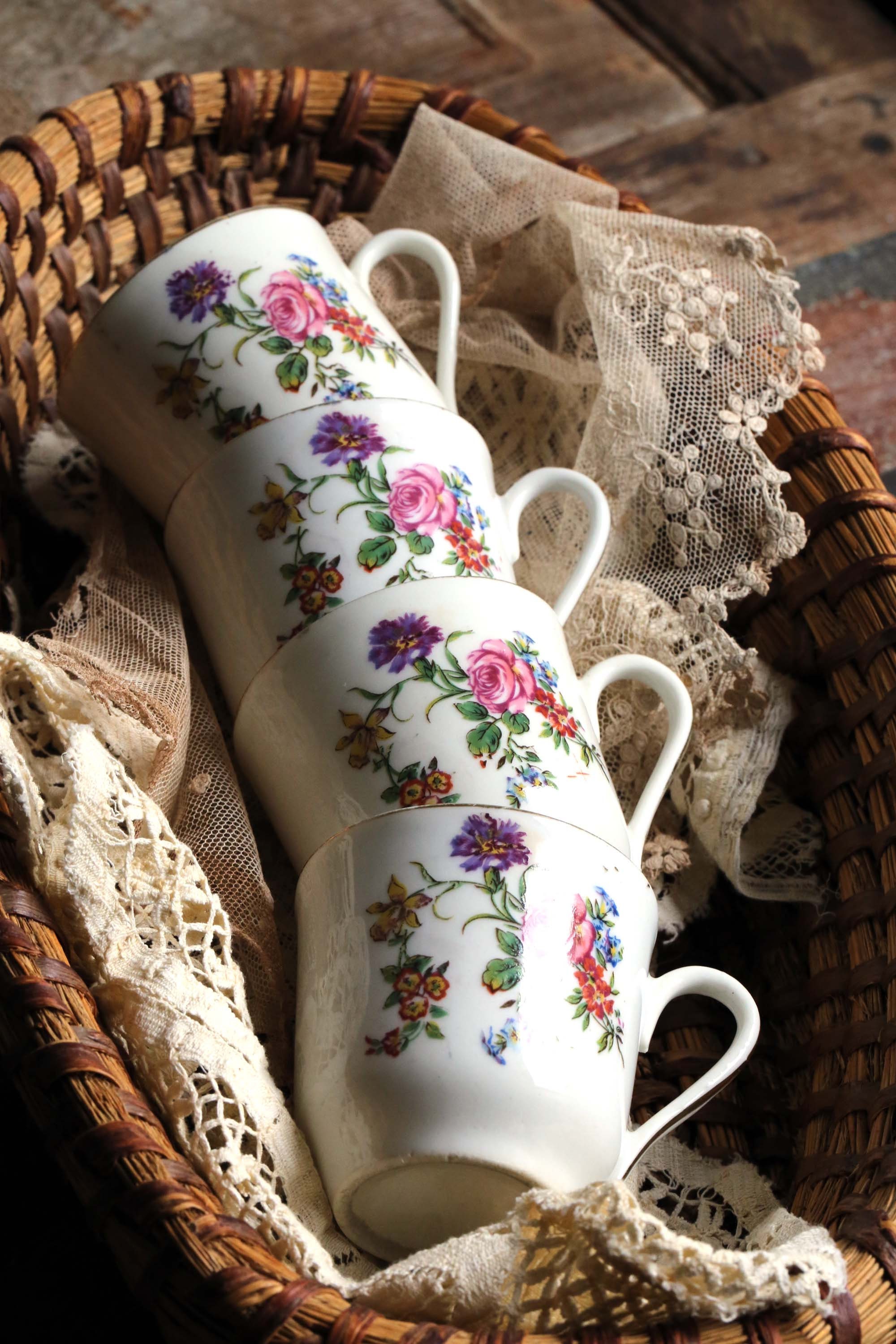 Set de 4 Tasses à Thé Café Florales Rose et Blanc Vintage en Porcelaine Limoges