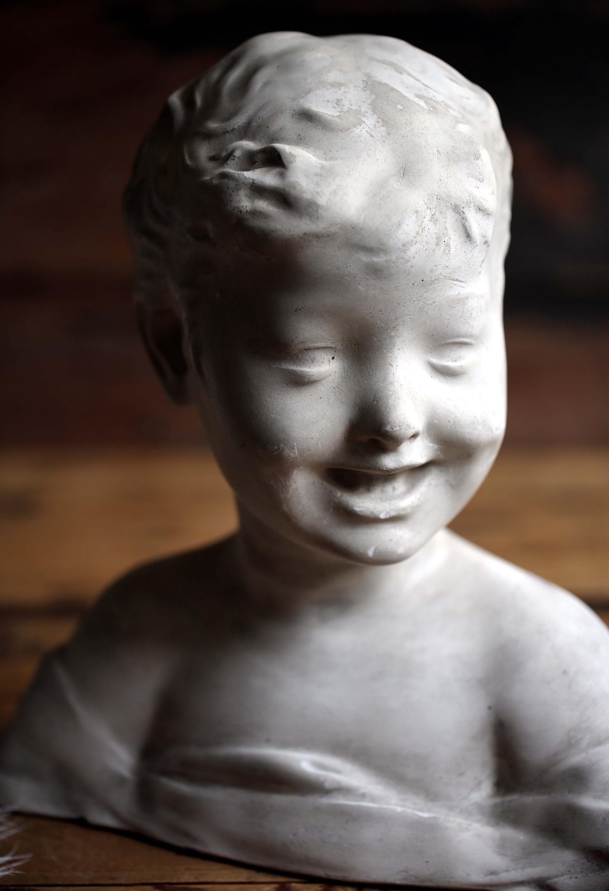 【希少品】少女像 胸像 ブロンズ像 アンティーク西洋美術 オブジェ飾り 希少品】少女像 胸像 ブロンズ像 アンティーク西洋美術 オブジェ飾り