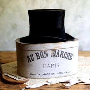 Sombrero de copa francés antiguo y caja de almacenamiento Au Bon Marché Sombrero de castor negro