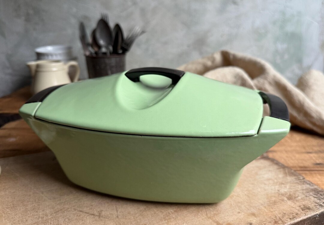 Cocotte le creuset vintage 1950 Desinger Raymond Loewy