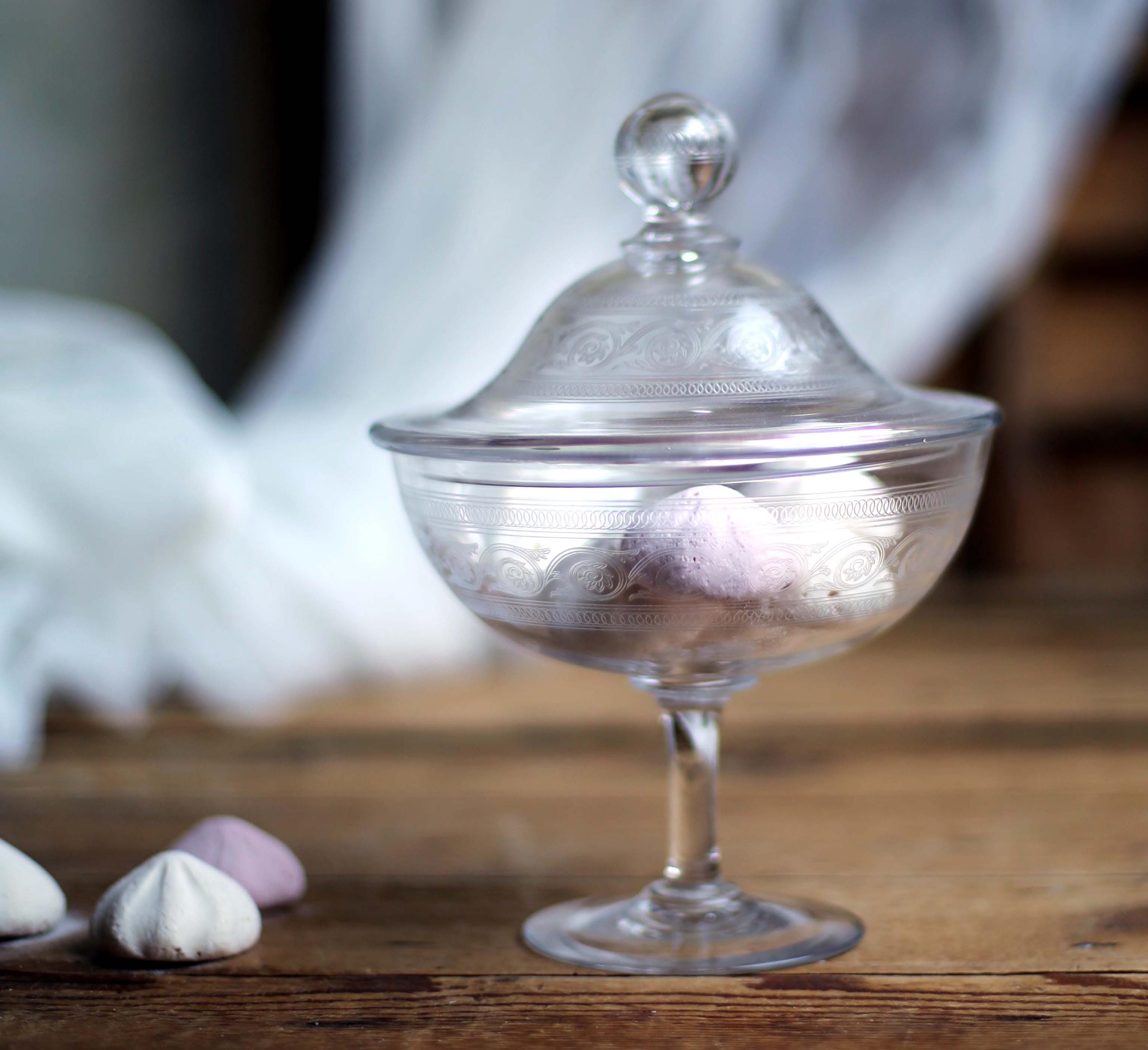 【プップさま】antique box ୨୧ 19世紀の古い古い ボンボニエール プップさま】antique box ୨୧ 19世紀の古い古い ボンボニエール