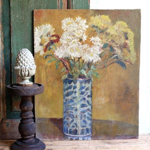 Origineel, gesigneerd olieverfschilderij van Pierre Chevalier, Frans bloemenstilleven, impressionistische chrysanten uit het midden van de 20e eeuw.