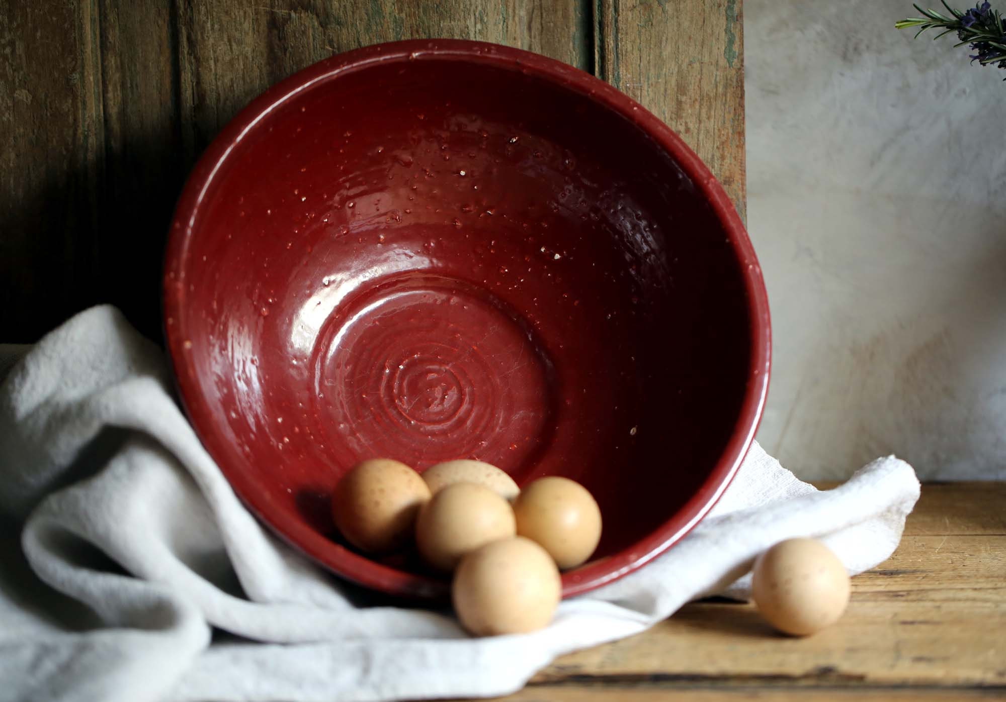 Antique Français Red Hand Thrown Mixing Bowl Vintage Fruit Bowl