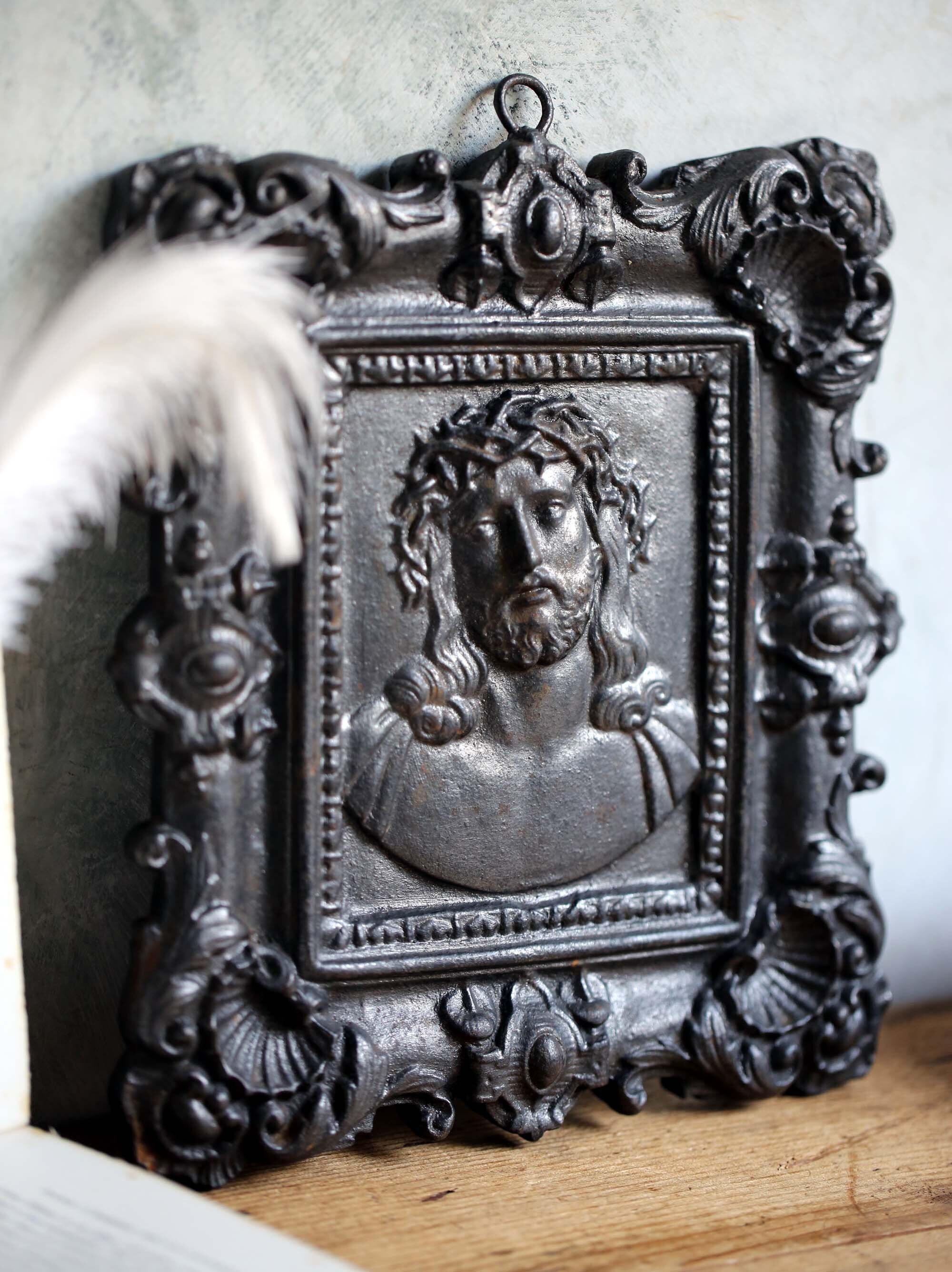 Antique Français Fonte Jésus Plaque Rococo Métal Bas Relief Image Religieuse Mur Accrochage Mural