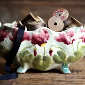 Antique French Majolica Jardiniere Art Nouveau Cache Pot Red Planter Plant Pot Cyclamen Keller & Guerin Saint Clement