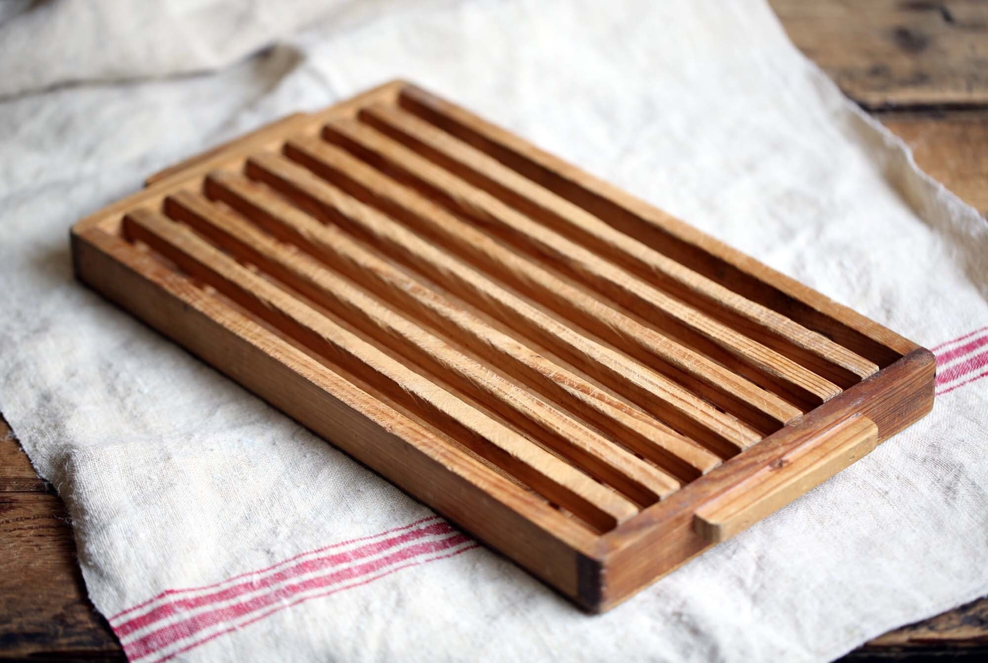 Vintage Français Planche à Découper en Bois avec Broyeur de Miettes Plateau Lattes