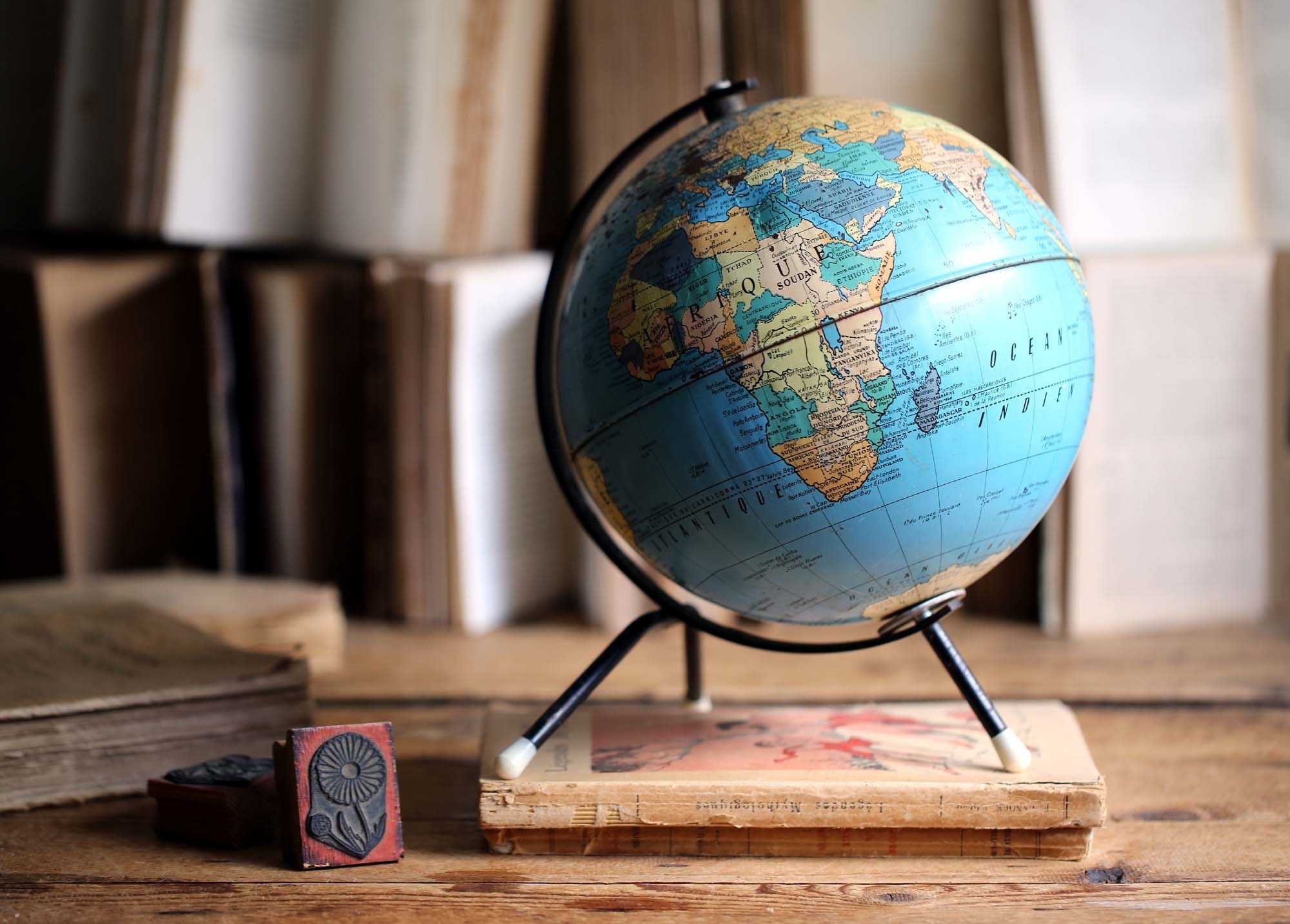 Vintage Français World Globe Map Mid Century Cartes Taride Metal Années 1950