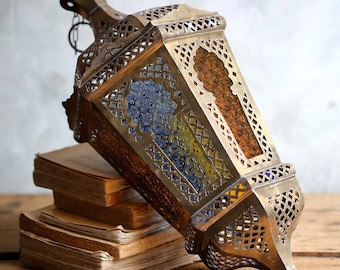 Lampe marocaine antique en verre, laiton, abat-jour, métal, lanterne tempête