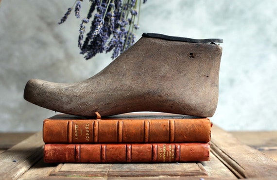 wooden shoe stretcher antique